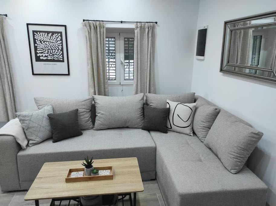 Garitsa Apartments Corfu  Екстериор снимка